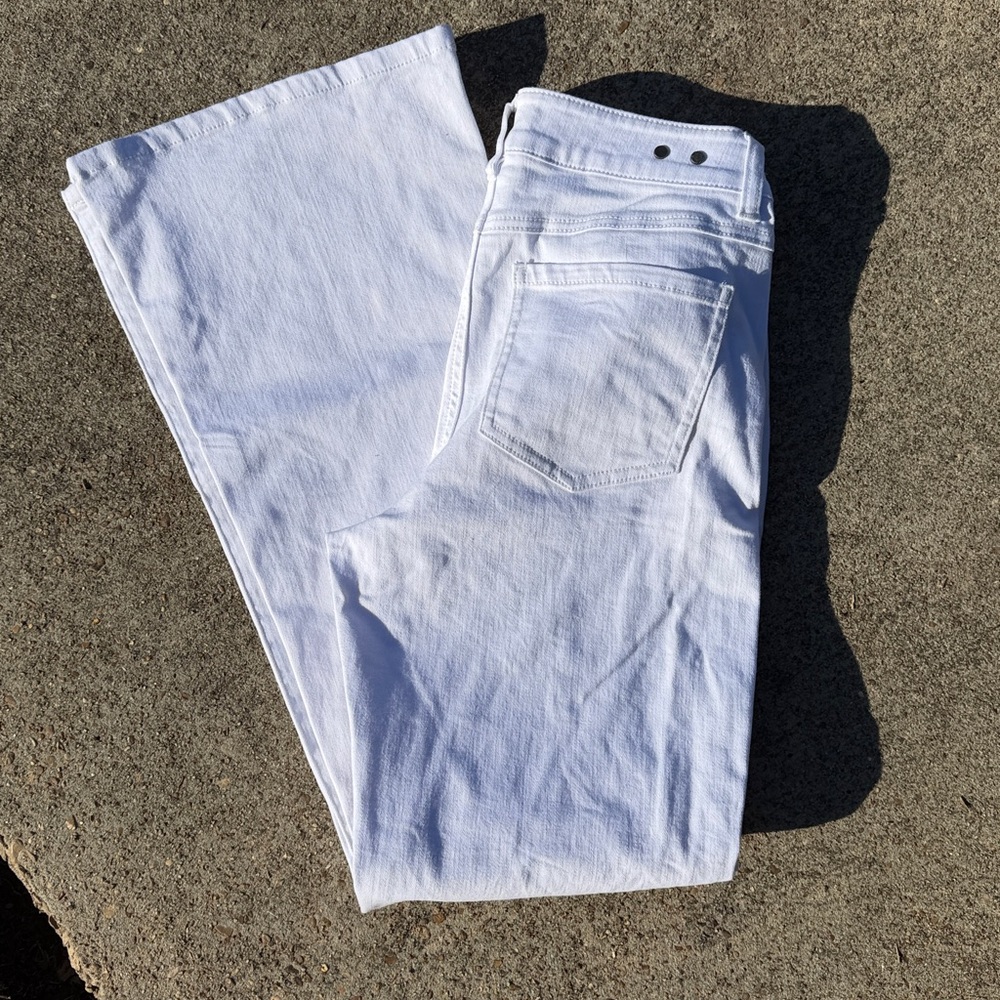 Cabi white Denim flare Pants Size 4 - Picture 7 of 7
